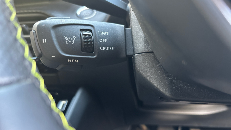 Peugeot 208 100kW GT Premium 50kWh 5dr Auto Electric Hatchback